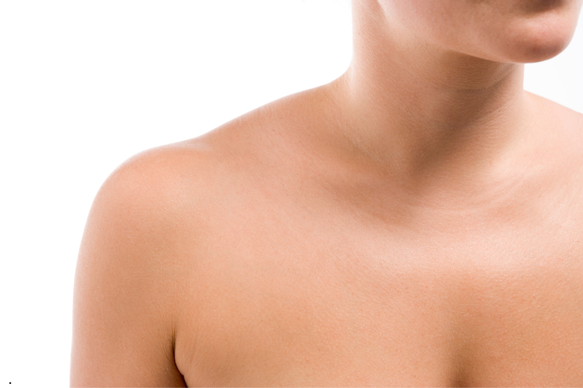 Hogyan tarthatod feszesen és fiatalosan a nyakad és a dekoltázsod bőrét?